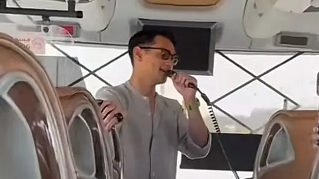 Afgan Merdu, Hibur Jamaah Haji di Bus, Lagu Religi Menyentuh