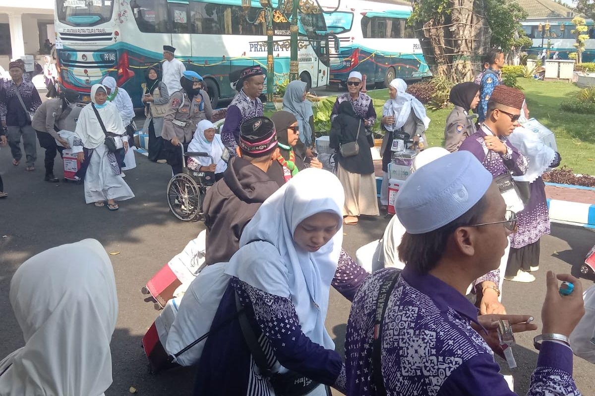 Jemaah Haji Tiba di Indonesia, Lewati Tantangan Konflik Iran-Israel
