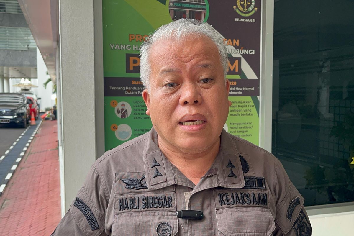 Kejagung_Sangkal_Sebut_Mantan_Menteri_Kasus_Chromebook_Korupsi Kejagung Sangkal Sebut Mantan Menteri Kasus Chromebook Korupsi