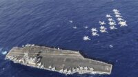 Ketegangan_Israel-Iran_Meningkat_Armada_AS_Menuju_Timur_Tengah Ketegangan Israel-Iran Meningkat: Armada AS Menuju Timur Tengah