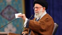 Khamenei Tolak Damai Israel: Ancaman Keras untuk AS