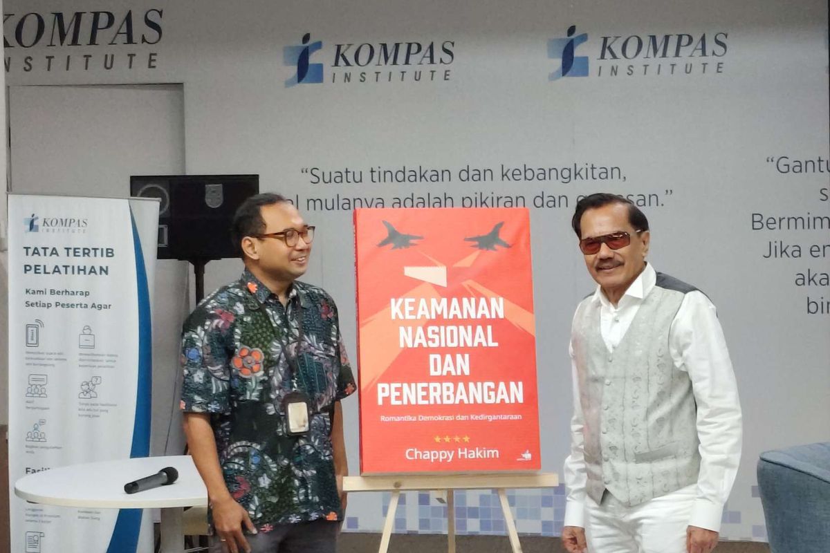 Kisah Inspiratif 60 Tahun Kompas: Catatan Pribadi Chappy Hakim