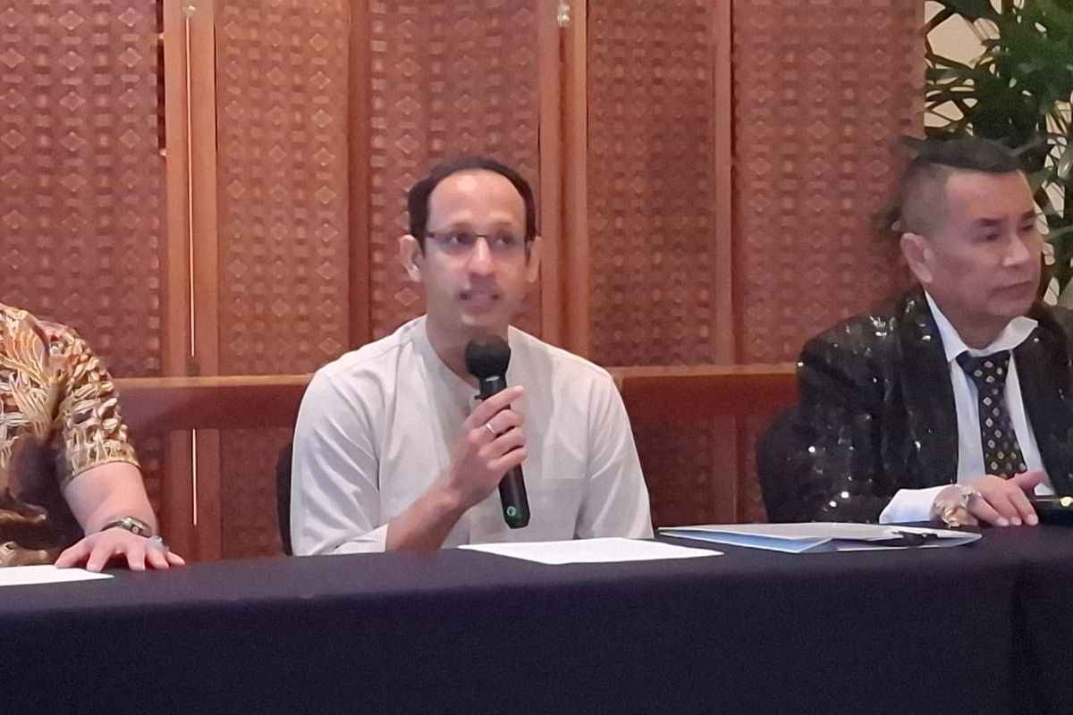 Nadiem_Makarim_Klarifikasi_Dugaan_Korupsi_Chromebook_Kejagung_Buka_Suara Nadiem Makarim Klarifikasi Dugaan Korupsi Chromebook: Kejagung Buka Suara