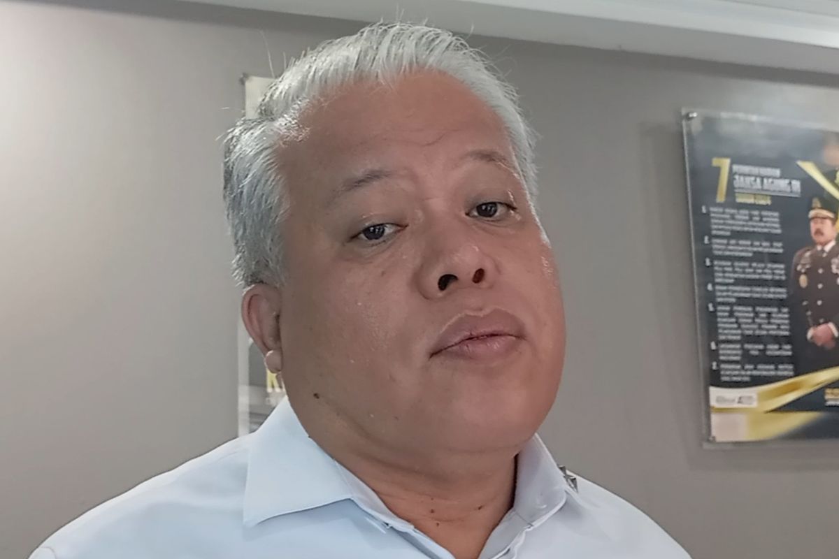 Nadiem Makarim Pilih Chromebook, Bukan Laptop Windows Rekomendasi Jamdatun