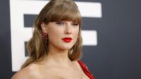 Rahasia Makeup Glowing Taylor Swift: 5 Tips Anti Gagal