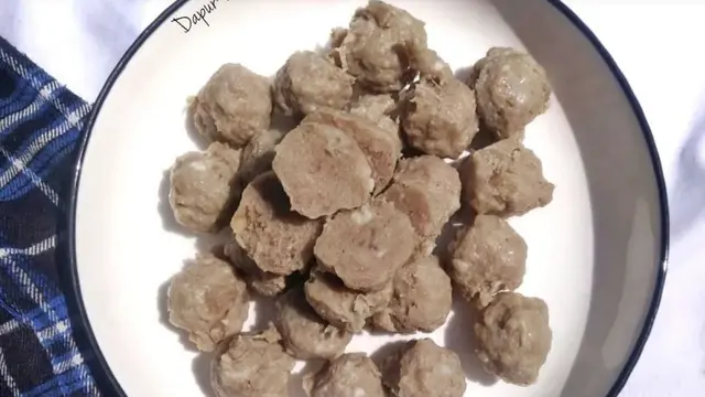 Resep_Bakso_Sapi_Kurban_Praktis_Enak_Anti_Gagal_di_Rumah Resep Bakso Sapi Kurban: Praktis, Enak, Anti Gagal di Rumah