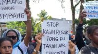Tambang_Nikel_Raja_Ampat_Ancaman_atau_Berkah_Pulau_Kecil Tambang Nikel Raja Ampat: Ancaman atau Berkah Pulau Kecil?
